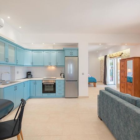 The Beach House Kaminaki Nisaki  Екстер'єр фото