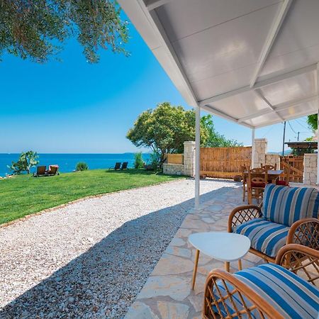 The Beach House Kaminaki Nisaki  Екстер'єр фото