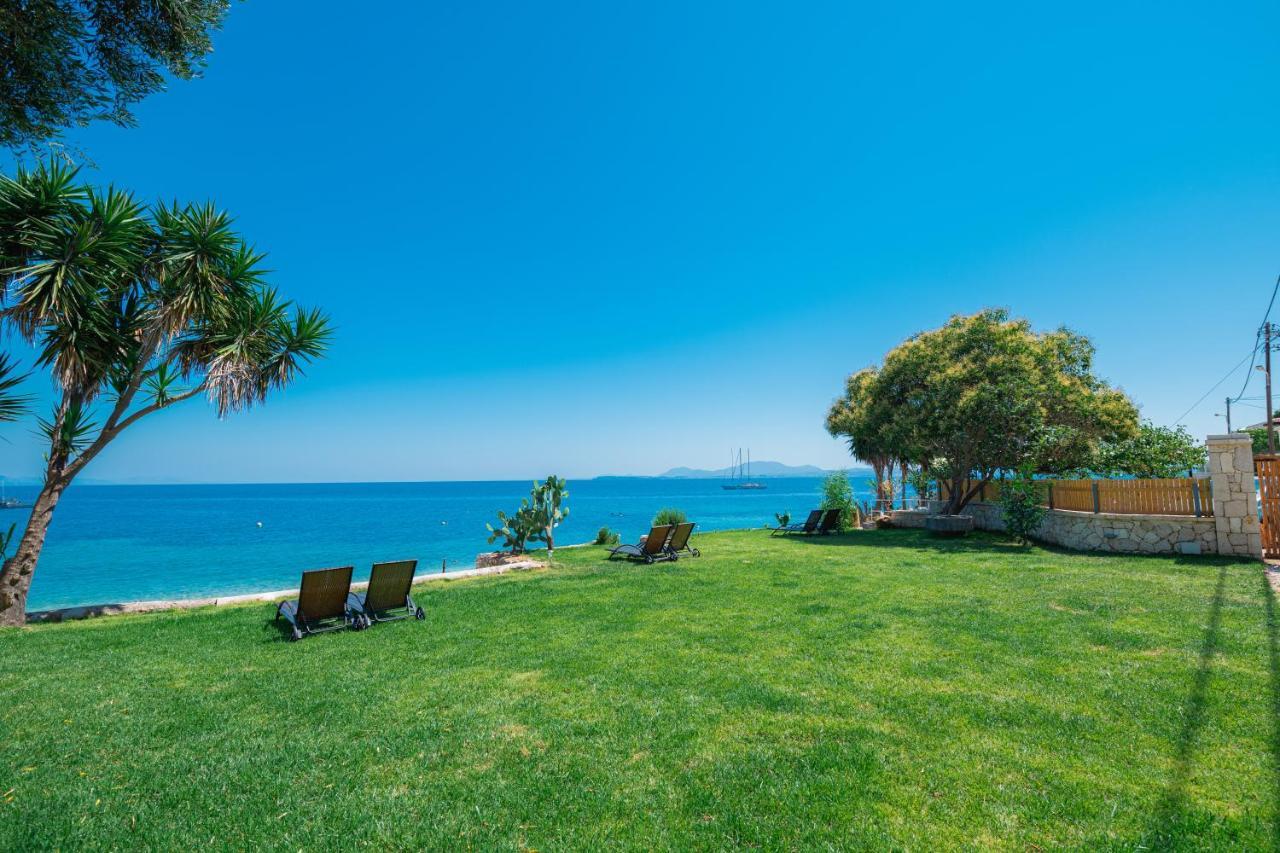 The Beach House Kaminaki Nisaki  Екстер'єр фото